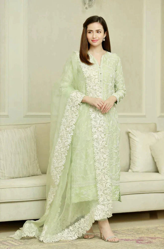 Bareeze 3PC Lawn Embroidered Suit | RCB-4605